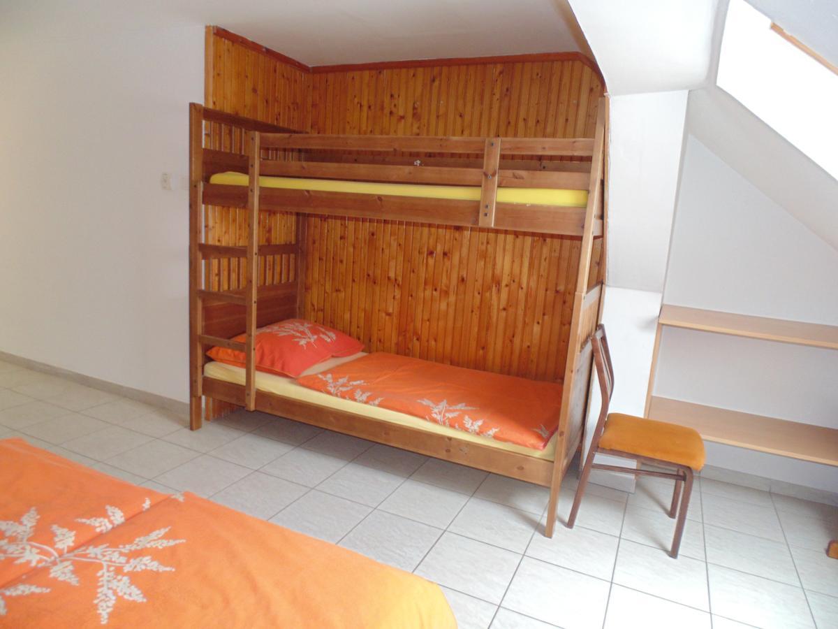 Álmos Apartman Siófok Esterno foto